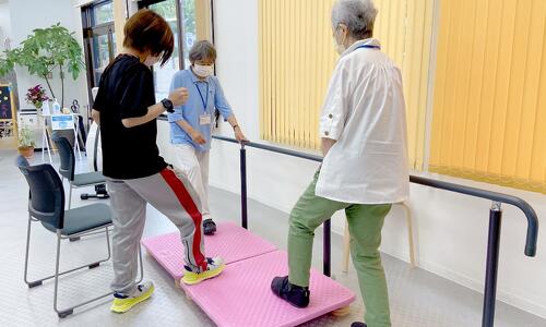 デイサービスの作業療法士 リベロスタジオ リハ・リハ 神戸市須磨区のイメージ写真