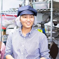先輩社員の写真