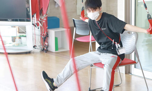 デイサービスの介護スタッフ ハレスタジオ リハ・リハ 神戸市西区のイメージ写真