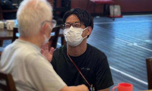 デイサービスでの介護スタッフ アルクスタジオ リハ・リハ 神戸市垂水区のイメージ写真
